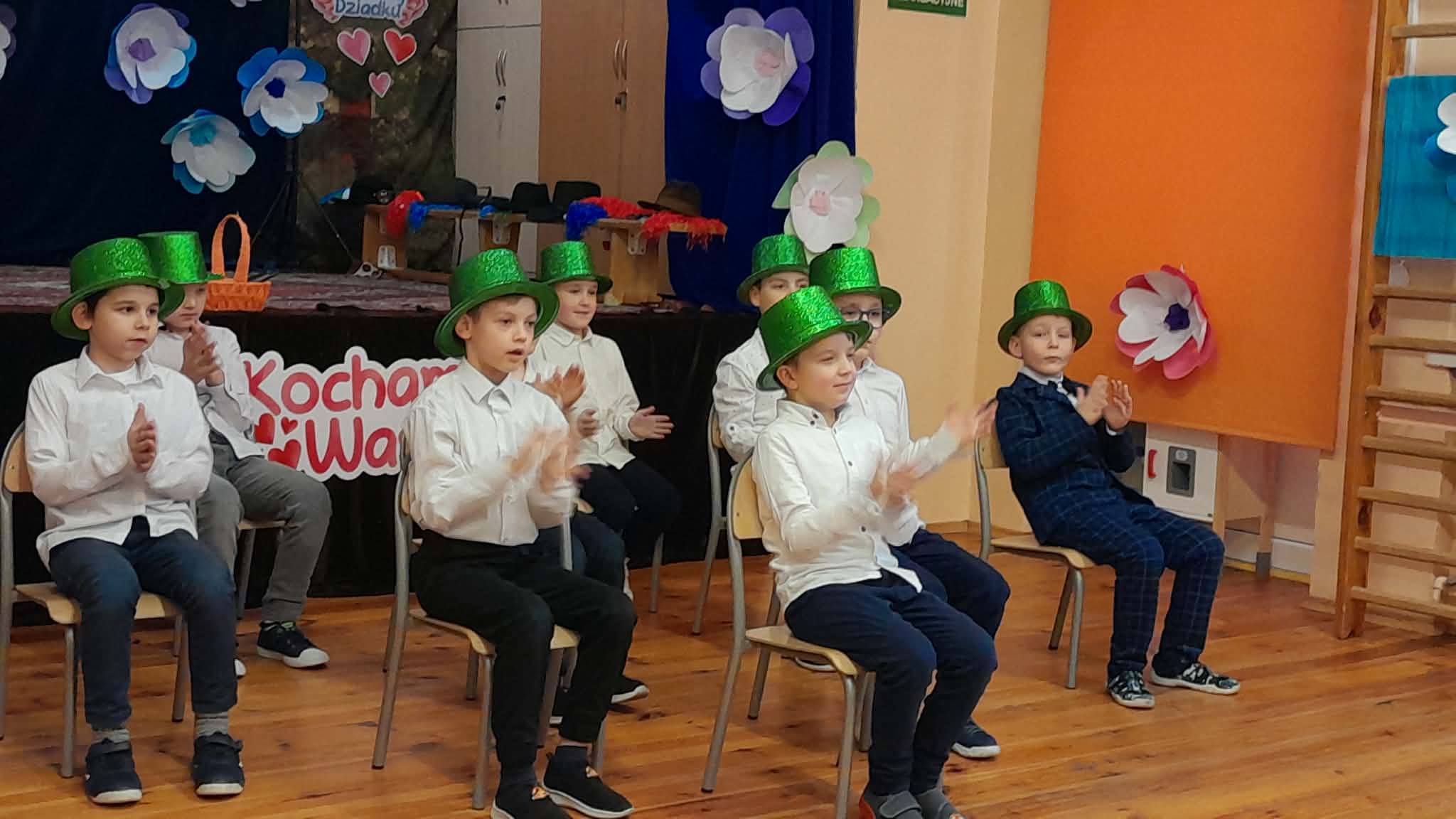 Messenger creation E78B65B0 5BE9 41E1 9013 5AD4DC519448